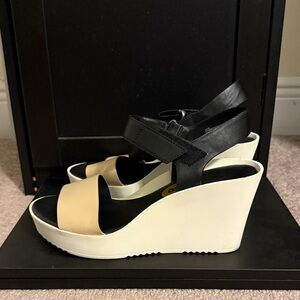Charles David Two-Tone Black and Beige Wedge Sandals